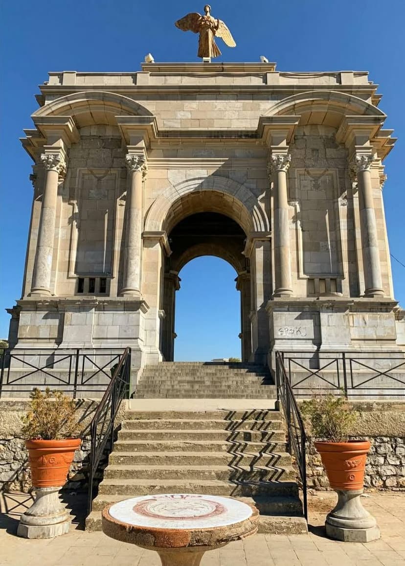 Le Monument aux Morts