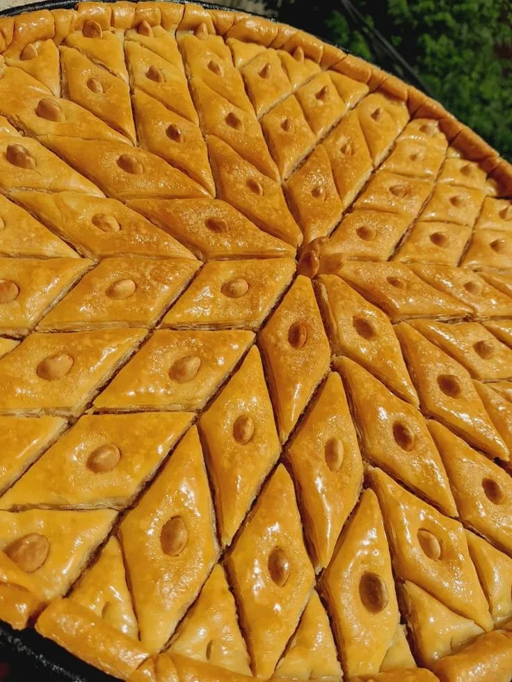 Constantine’s Fine Baklava: The Sweet Gold of the City of Suspension Bridges - 1