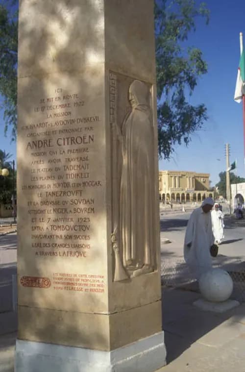 Place Citroën in Touggourt - 1
