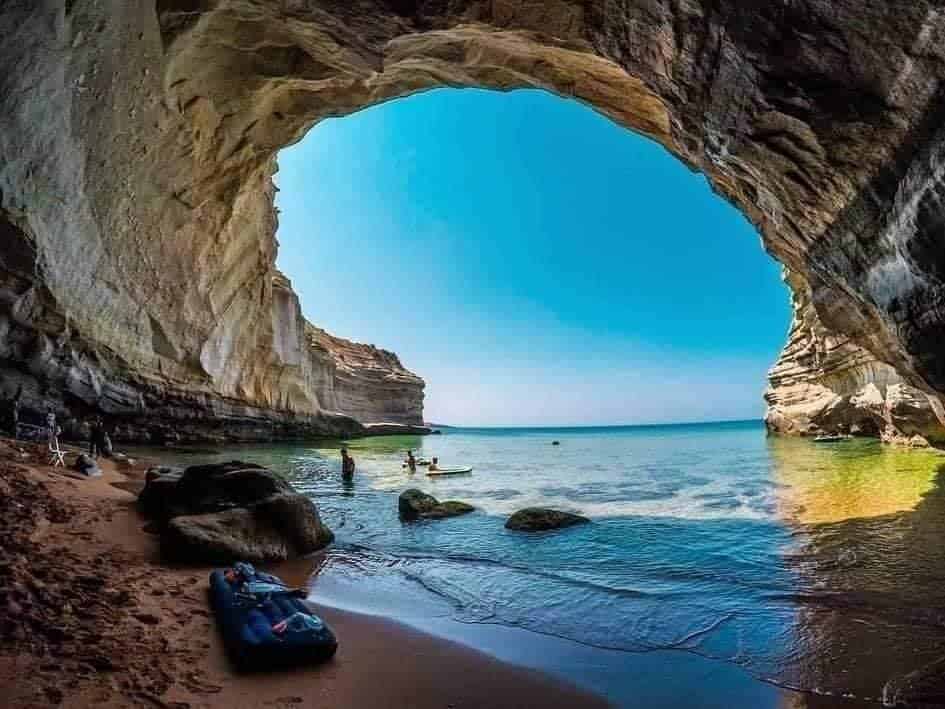 حوستو رحلة الى الغرب ؟
